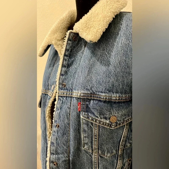 Levis Jacket Mens XL Blue Denim Jean Sherpa Lined Premium Western Trucker NWT - Picture 3 of 6